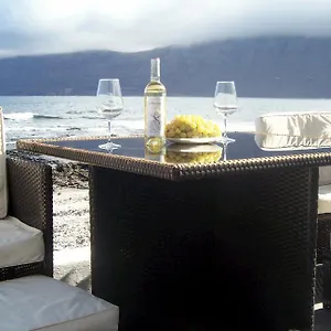  Casa vacanze Absolute Beachfront House Ii